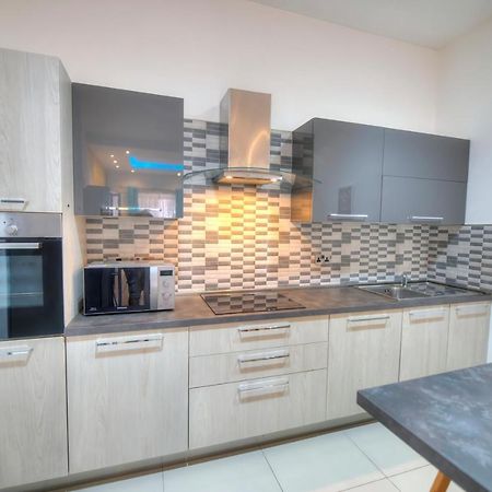 Spacious And Beautifully Furnished 3 Bedrooms/3Bathrooms Apartment With 2 Balconies Wvid1-1 Gzira Exteriör bild