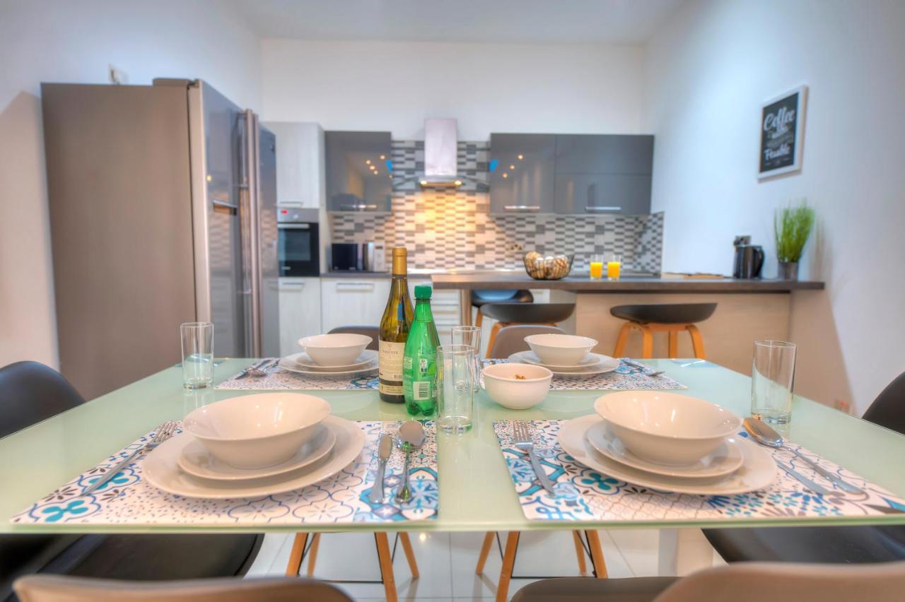 Spacious And Beautifully Furnished 3 Bedrooms/3Bathrooms Apartment With 2 Balconies Wvid1-1 Gzira Exteriör bild
