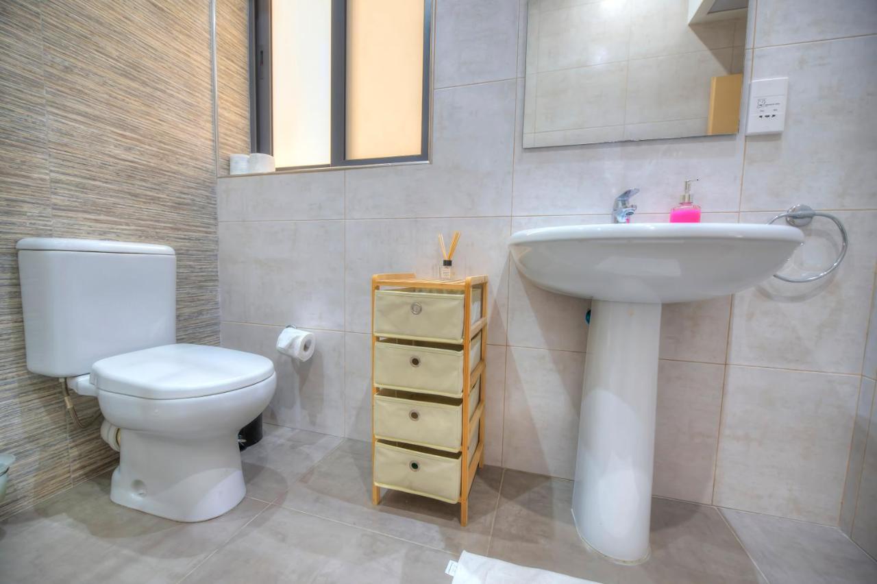 Spacious And Beautifully Furnished 3 Bedrooms/3Bathrooms Apartment With 2 Balconies Wvid1-1 Gzira Exteriör bild